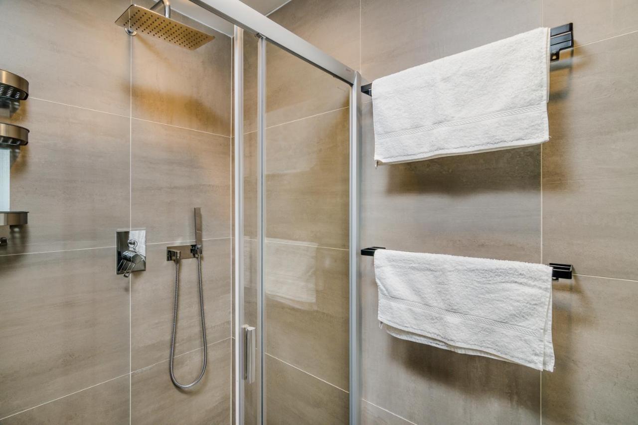 Prague Days - Premium Loft W Terrace - View - Netflix - Ac Apartment Ngoại thất bức ảnh